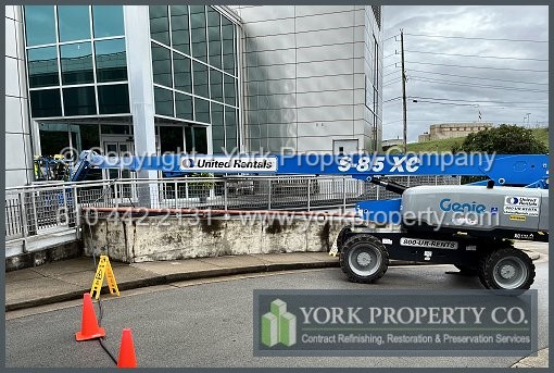 Local contractor that cleans dirty stainless steel building facade clad paneling near me.