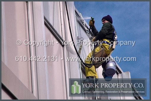 We paint anodized aluminum window frames, clean oxidized anodized aluminum window frames, refurbish damaged and corroded anodized aluminum window sills, repair and refinish hard water stained anodized aluminum window frames and wash weathered anodized aluminum panels.
