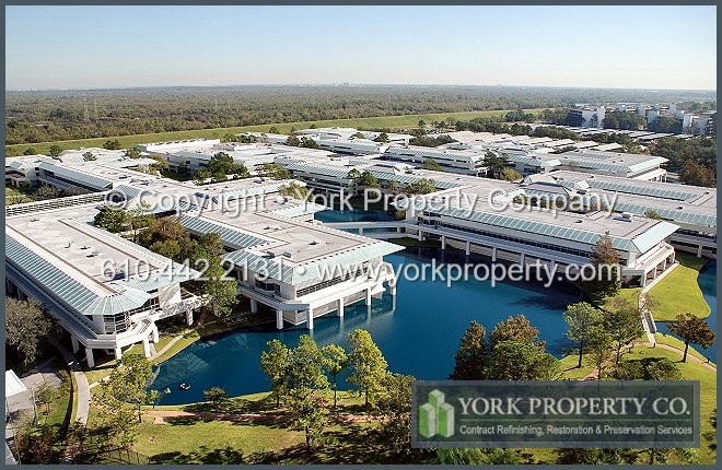 We educate our clients that proper anodized aluminum cleaning, anodized aluminum biodegradable restoration cleaning products, anodized aluminum refinishing and anodized aluminum restoration is vital to keeping aluminum finishes protected from winter salt, dirt, grime, corrosive oxidation, discoloration and stains.