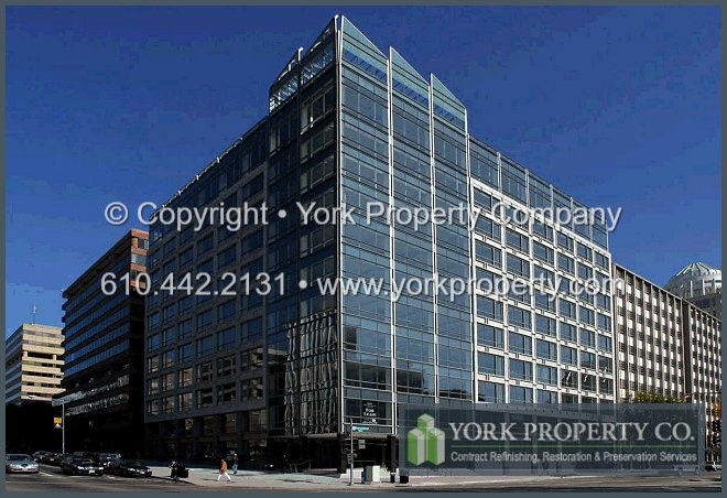 Anodized aluminum construction cleaning.